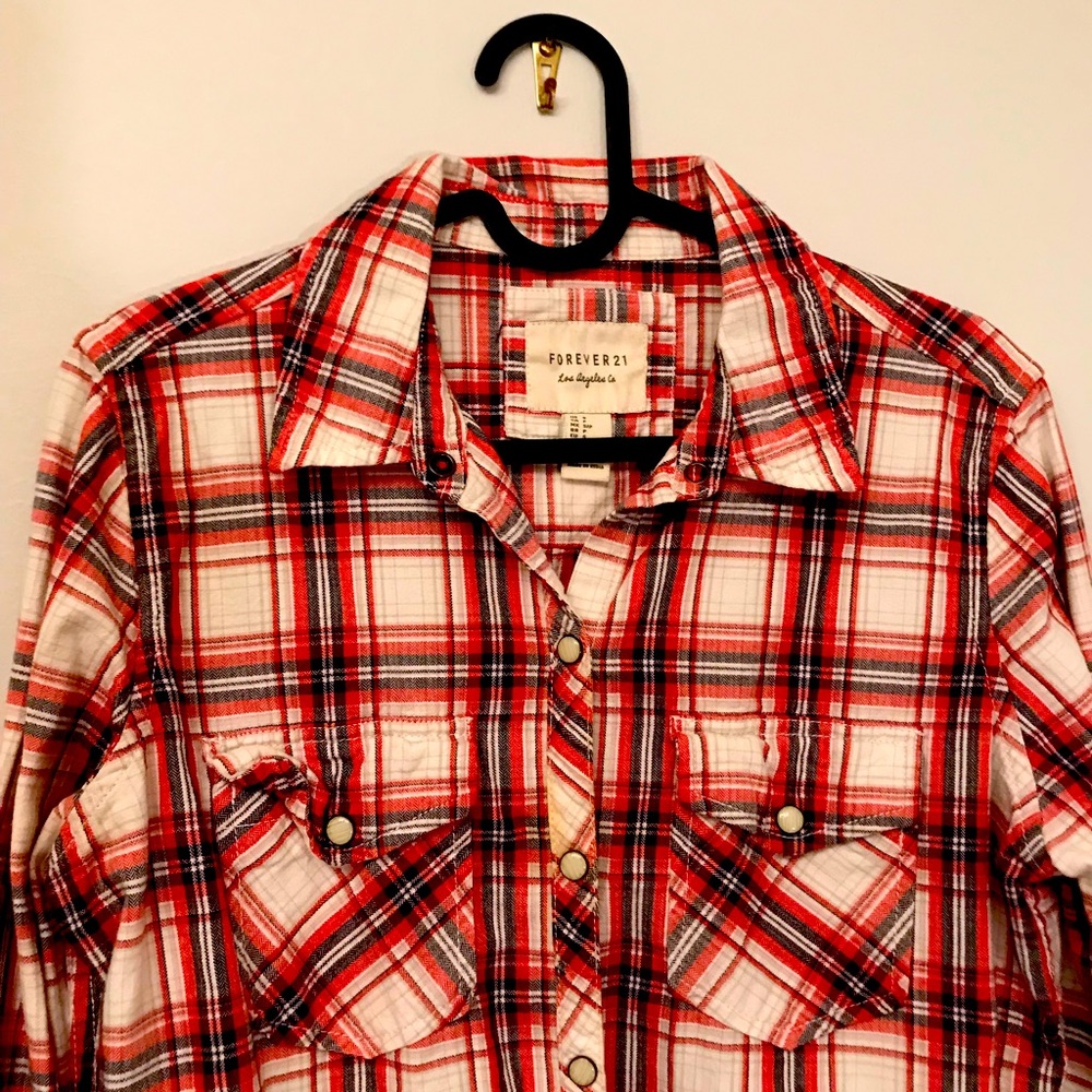 Black and red button down with pearl snap buttons